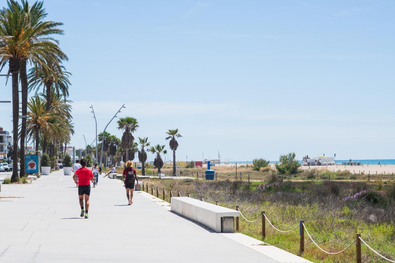 Maka beach apartment v Castelldefels Buitenkant foto